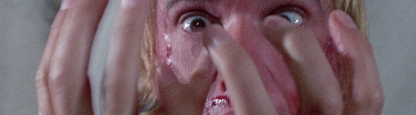 Death Smiles on a Murderer (1973)