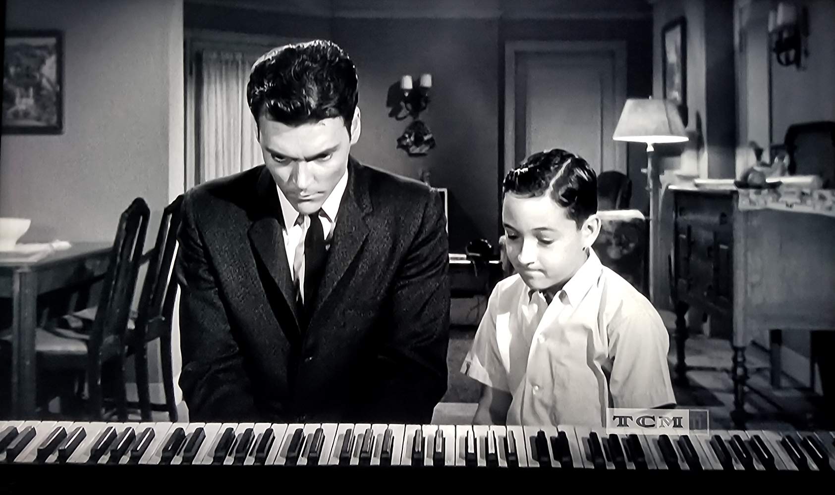 MV5BZGNkZmY5OTgtYTUwZS00NGI3LWI4ZjctN2YzZjZiZDM5MTgzXkEyXkFqcGdeQXVyMTk2MzExMzQ@._V1_SY1000_CR0,0,1685,1000_AL_