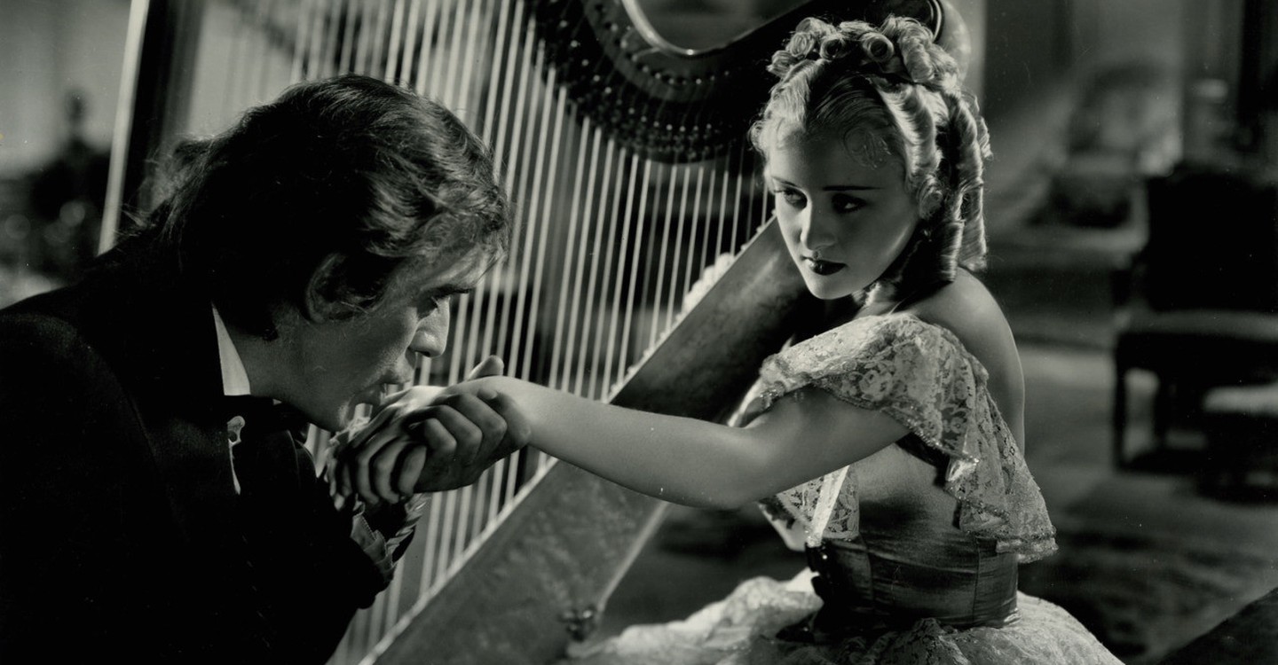 The Black Room (1935)