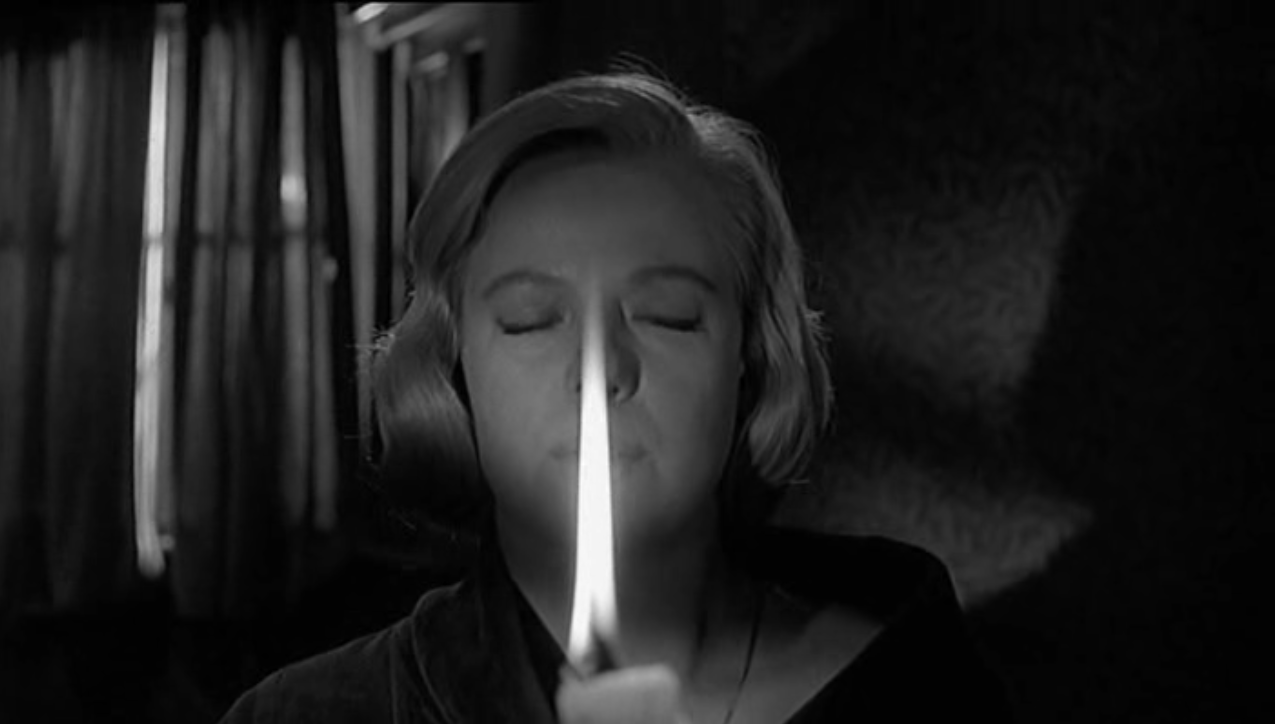 Seance on a Wet Afternoon (1964)
